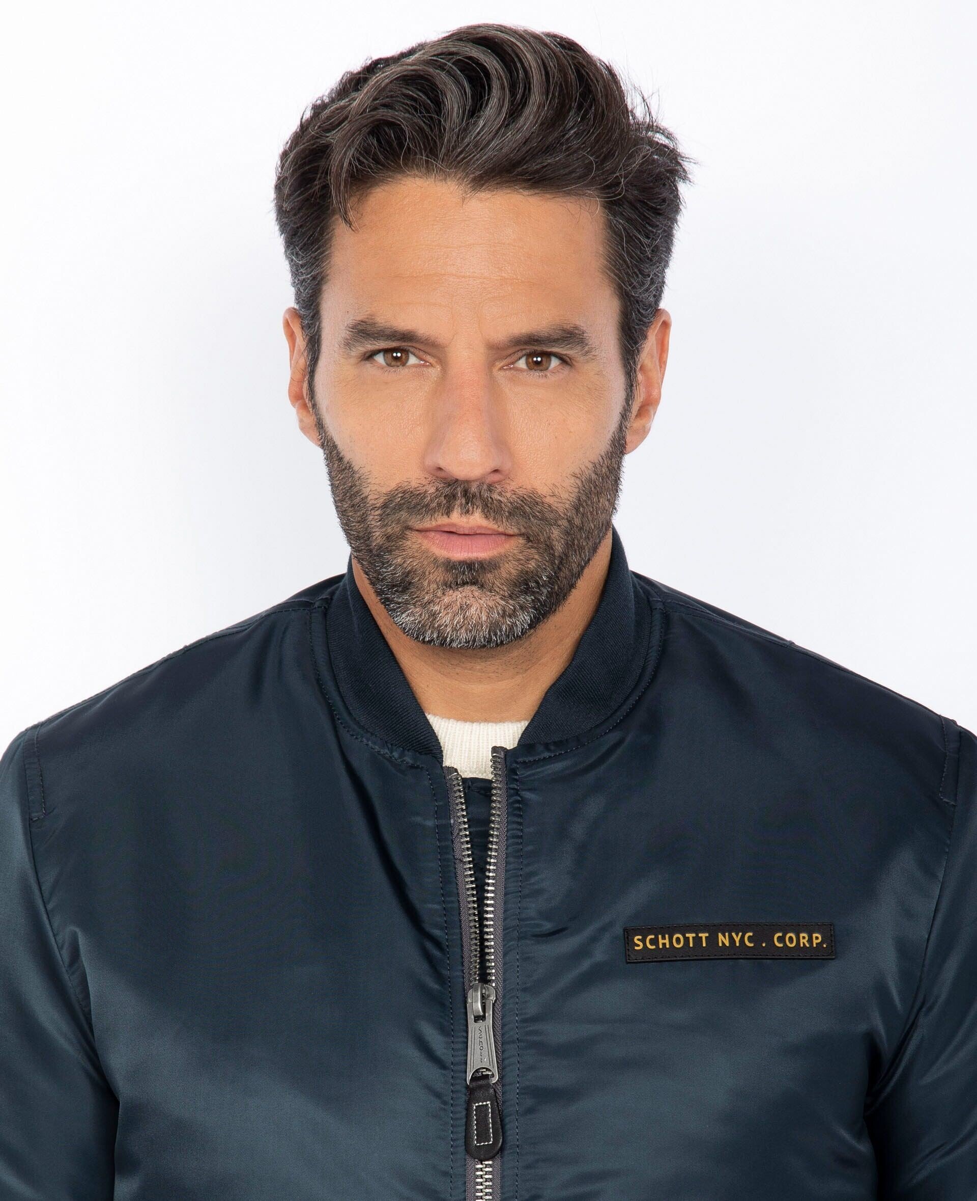 Chaqueta bomber con distintivo MA-1 en nailon reciclado AIRVINT - 3