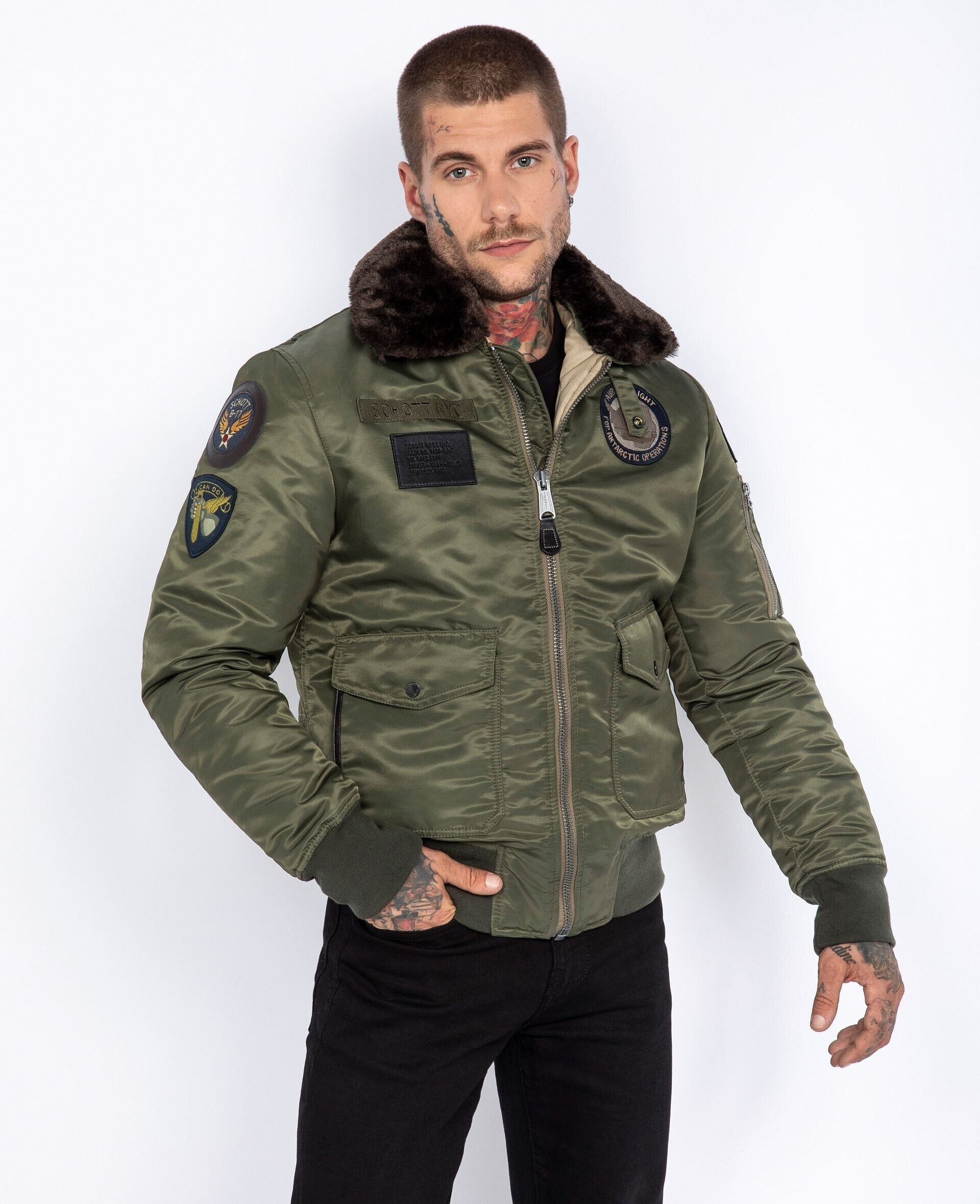 Bomber piloto con distintivo en nailon reciclado OHARAVINTRS - 2